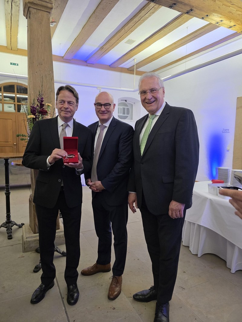 Ehrenkriminalmarke für Rudi Cerne