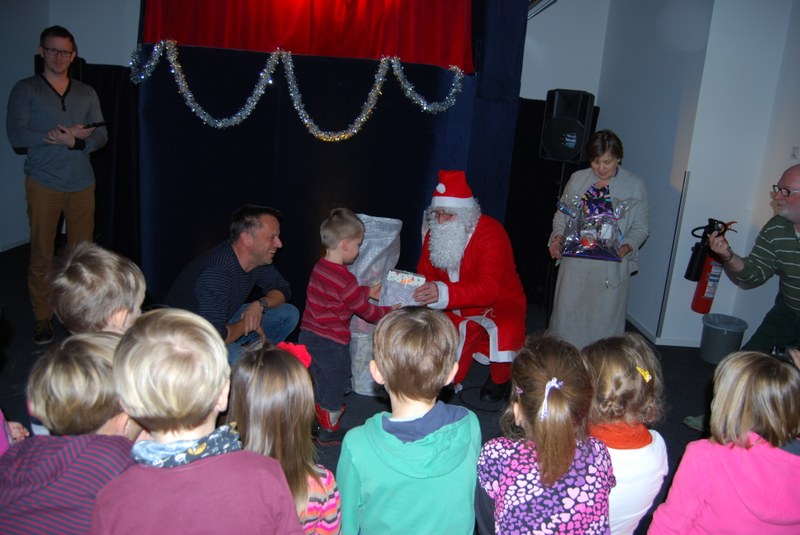 20 Jahre Kinderweihnachtsfeier im LKA M-V 20 Jahre Kinderweihnachtsfeier im LKA M-V