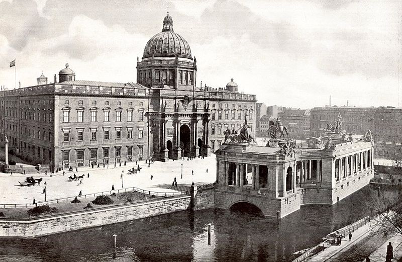 Märchenstunde für die Bundespolizei - Ich bau mir ein Schloss ... Märchenstunde für die Bundespolizei - Ich bau mir ein Schloss ...