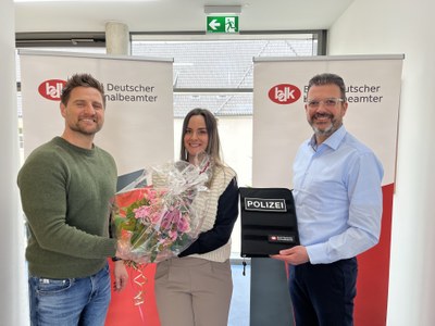 BDK Essen / Mülheim begrüßt sein 150. Mitglied BDK Essen / Mülheim begrüßt sein 150. Mitglied
