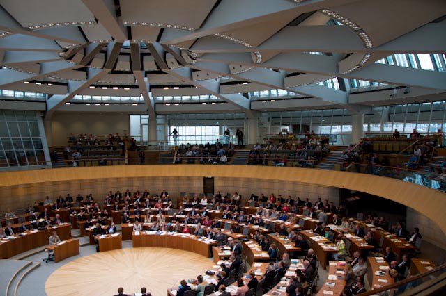 Mammut-Anhörung im Landtag zur Modernisierung des Dienstrechts Mammut-Anhörung im Landtag zur Modernisierung des Dienstrechts