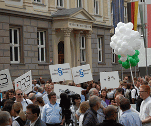 BDK unterstützt Demonstration des Bund der Richter und Staatsanwälte NRW BDK unterstützt Demonstration des Bund der Richter und Staatsanwälte NRW