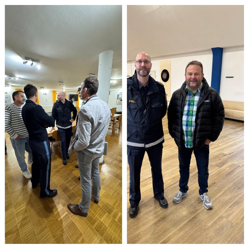 Studierende im Austausch mit der Leitung (linkes Bild) PD Michael Holzner (HföD) , Johann Bielmeier (BDK) und Gewerkschaftsvertretern (rechtes Bild)