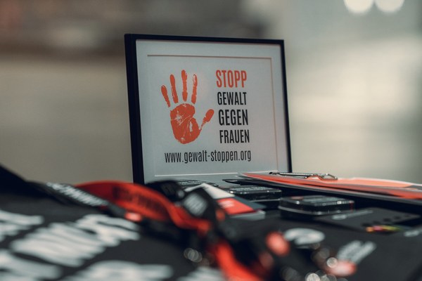 SN_20251125_OrangeDay