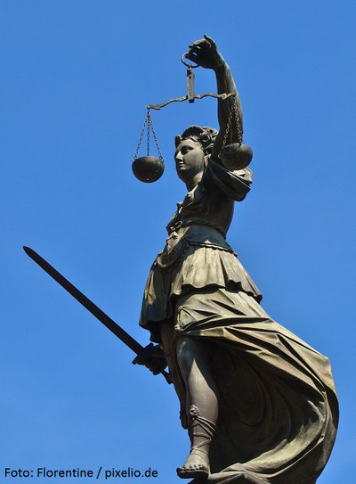 Dem Wortbruch folgt Verfassungsbruch - Die falschen Prioritäten der NRW-Finanzpolitik rächen sich bitter Dem Wortbruch folgt Verfassungsbruch - Die falschen Prioritäten der NRW-Finanzpolitik rächen sich bitter