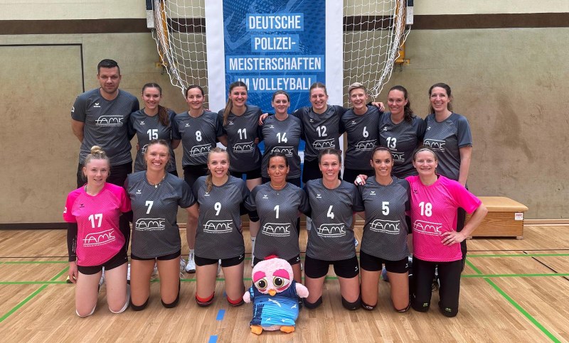 Der BDK Hessen gratuliert dem Team der hessischen Frauen zum Gewinn der Deutschen Polizeimeisterschaften im Volleyball 2025 Der BDK Hessen gratuliert dem Team der hessischen Frauen zum Gewinn der Deutschen Polizeimeisterschaften im Volleyball 2025