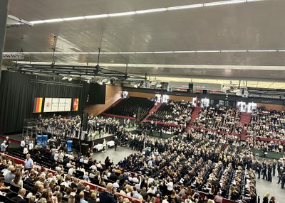 Verleihung von 500 „Bachelor of Arts“ Verleihung von 500 „Bachelor of Arts“