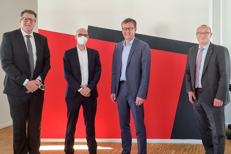 Gespräch mit dem Beauftragten für Sucht- und Drogenfragen der Bundesregierung Gespräch mit dem Beauftragten für Sucht- und Drogenfragen der Bundesregierung