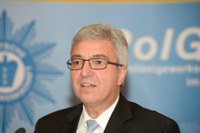 Innenminister verkündet DUZ-Erhöhung