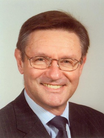 Landeskriminaldirektor Rolf Behrendt in den Ruhestand verabschiedet Landeskriminaldirektor Rolf Behrendt in den Ruhestand verabschiedet