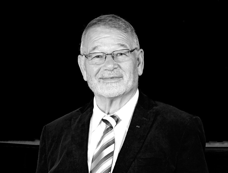 Nachruf: Trauer um Hubertus Harras Nachruf: Trauer um Hubertus Harras