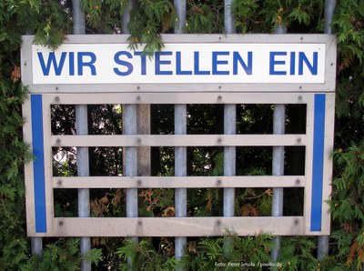 NRW-Initiativen zu Terrorismusbekämpfung und „Cyberfahndung“ bei Polizei und Verfassungsschutz NRW-Initiativen zu Terrorismusbekämpfung und „Cyberfahndung“ bei Polizei und Verfassungsschutz