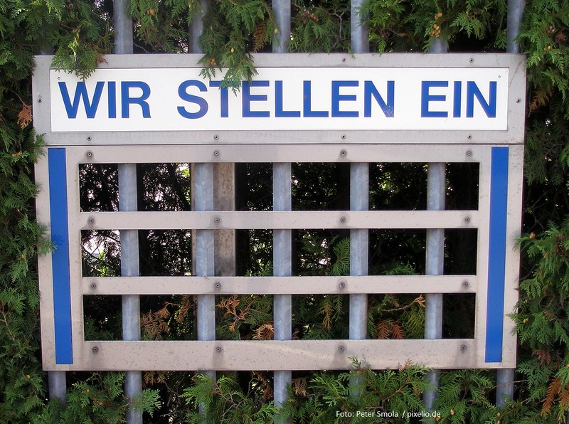 NRW-Initiativen zu Terrorismusbekämpfung und „Cyberfahndung“ bei Polizei und Verfassungsschutz NRW-Initiativen zu Terrorismusbekämpfung und „Cyberfahndung“ bei Polizei und Verfassungsschutz