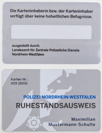 Polizei-Ruheständler erhalten eigene Ausweise Polizei-Ruheständler erhalten eigene Ausweise