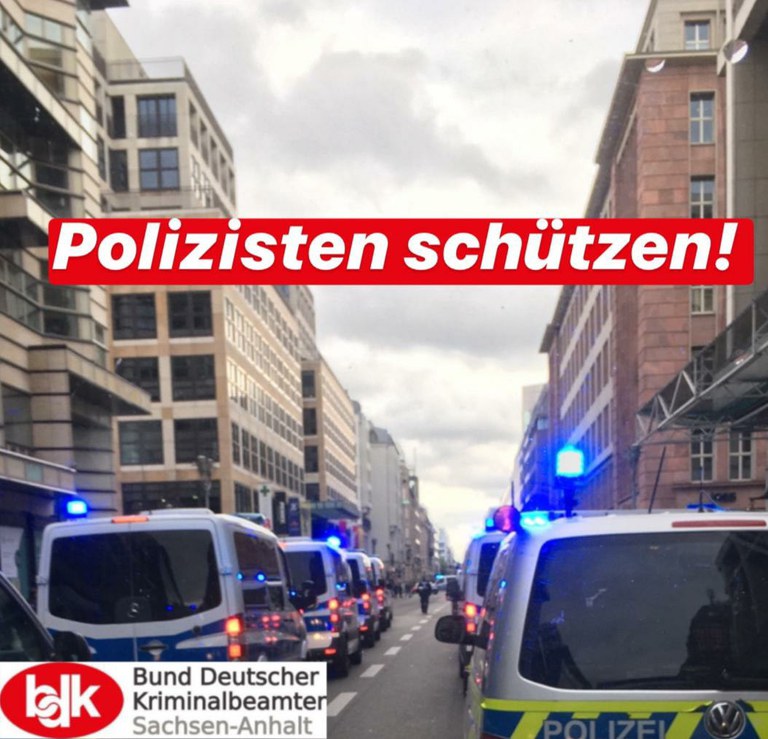 Polizisten schützen! Polizisten schützen!