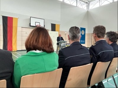 Sporthalle eingeweiht - klares Bekenntnis zum Standort Wertheim Sporthalle eingeweiht - klares Bekenntnis zum Standort Wertheim