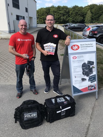 Tag der Neueinstellung der Anwärterinnen und Anwärter Tag der Neueinstellung der Anwärterinnen und Anwärter