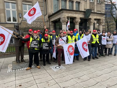 Warnstreik und Protestaktionen in Düsseldorf Warnstreik und Protestaktionen in Düsseldorf